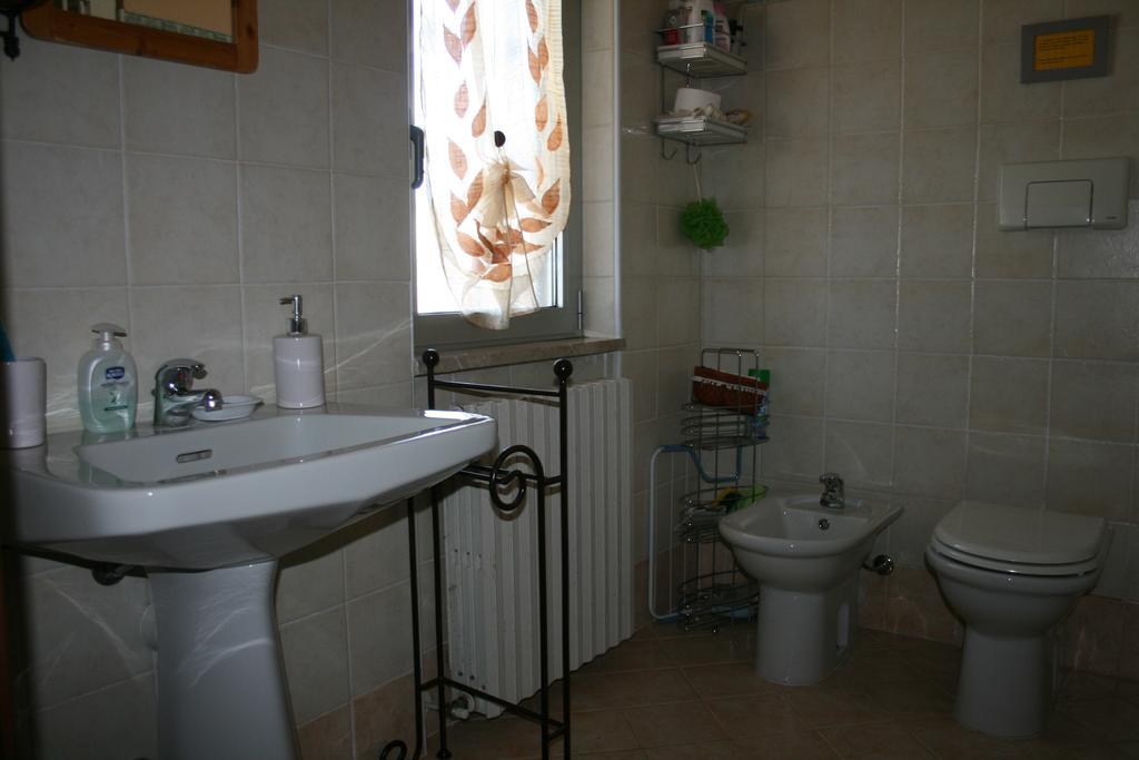 B&B Il Glicine Bedizzole Δωμάτιο φωτογραφία