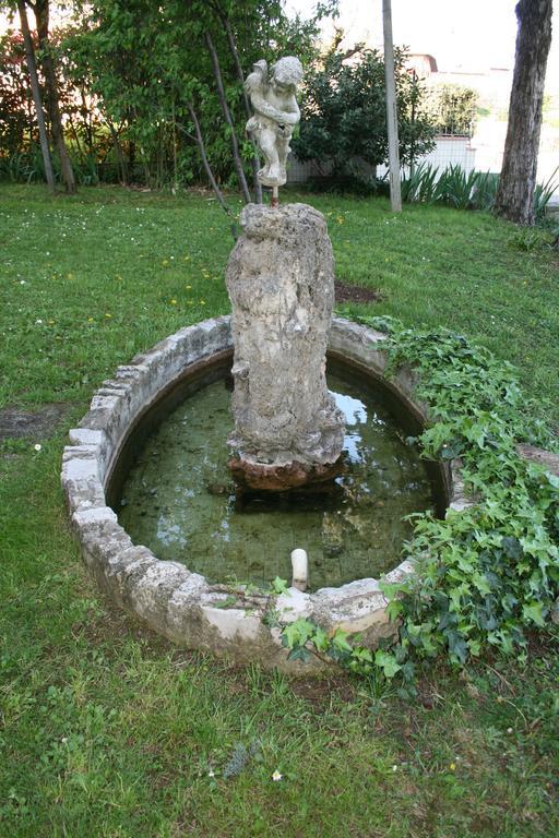 B&B Il Glicine Bedizzole Εξωτερικό φωτογραφία