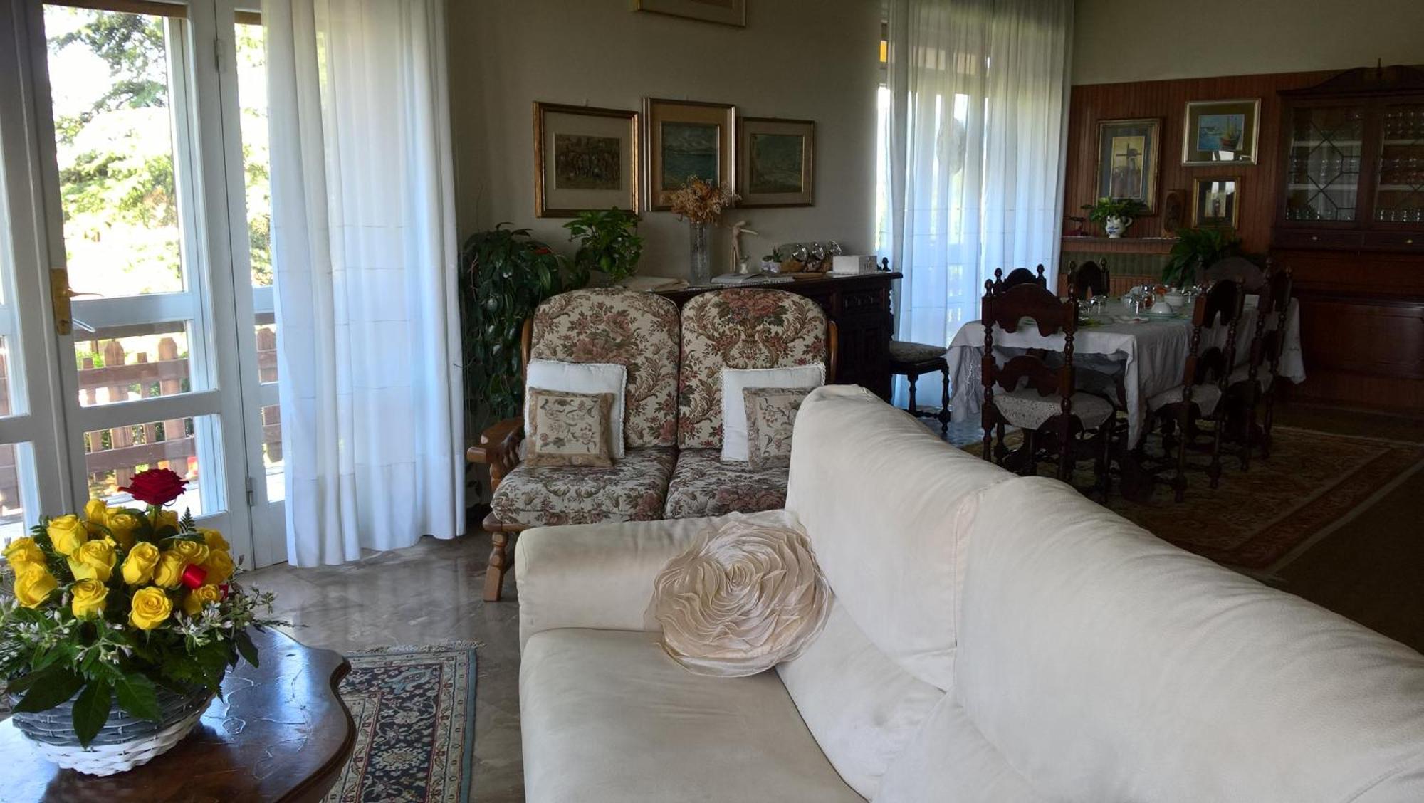 B&B Il Glicine Bedizzole Εξωτερικό φωτογραφία