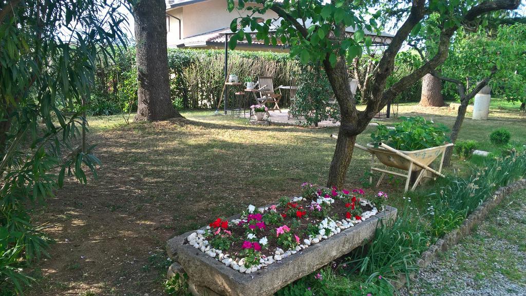 B&B Il Glicine Bedizzole Εξωτερικό φωτογραφία